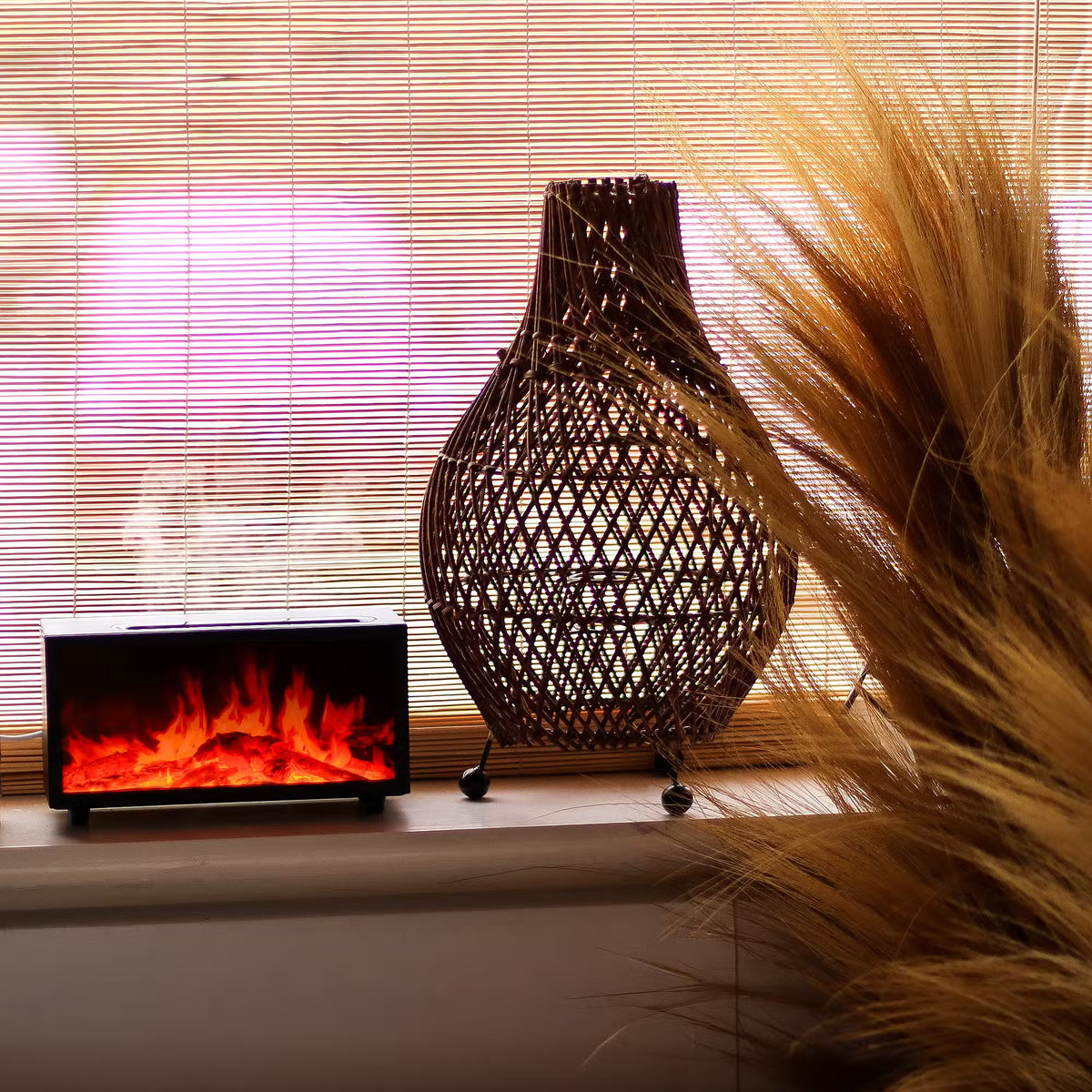 Difusor de aromas con efecto llama y sonido de aves · Negro